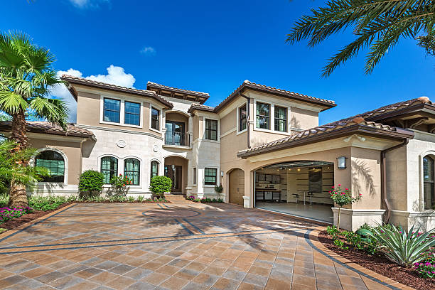 Best Custom Driveway Pavers  in Bloomingdale, FL
