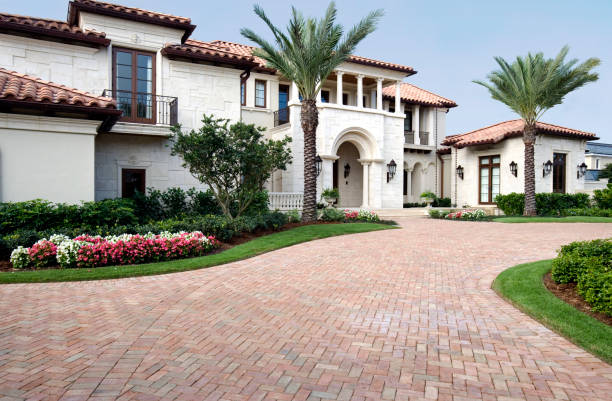 Best Interlocking Driveway Pavers  in Bloomingdale, FL